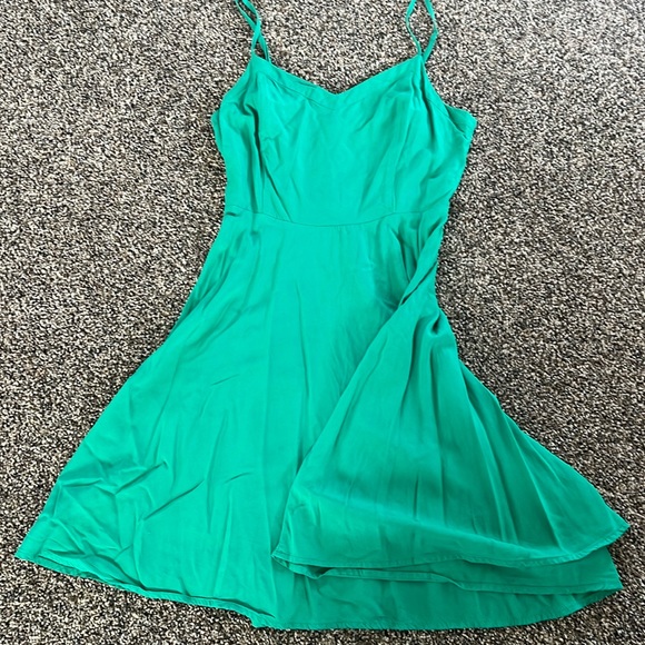 Green Summer Dress - Picture 1 of 3